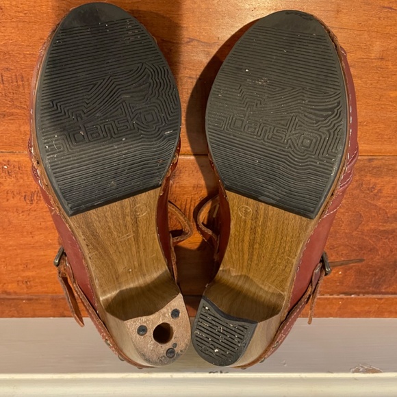 Leather Dansko Heels - Picture 5 of 6